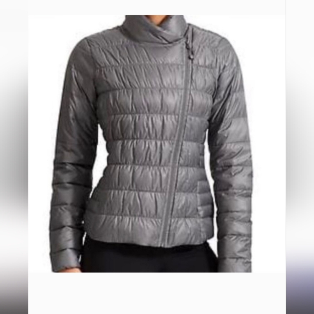 ATHLETA downalicious down quilted jacket XS